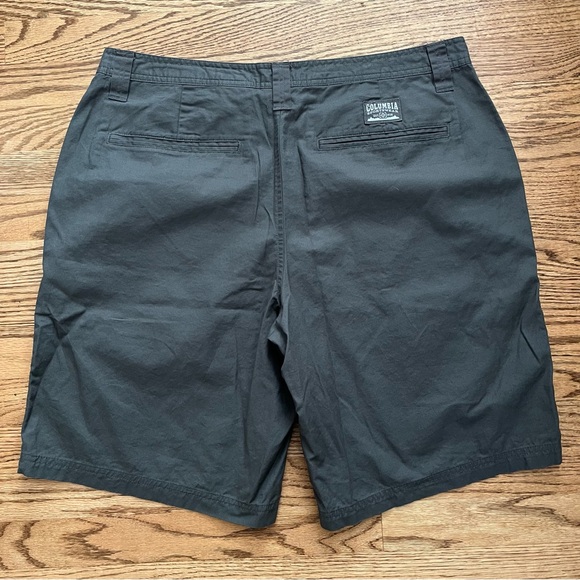 COLUMBIA Dark Gray Shorts Mens Size 38x10 100% cotton regular fit 10” length - Picture 2 of 6
